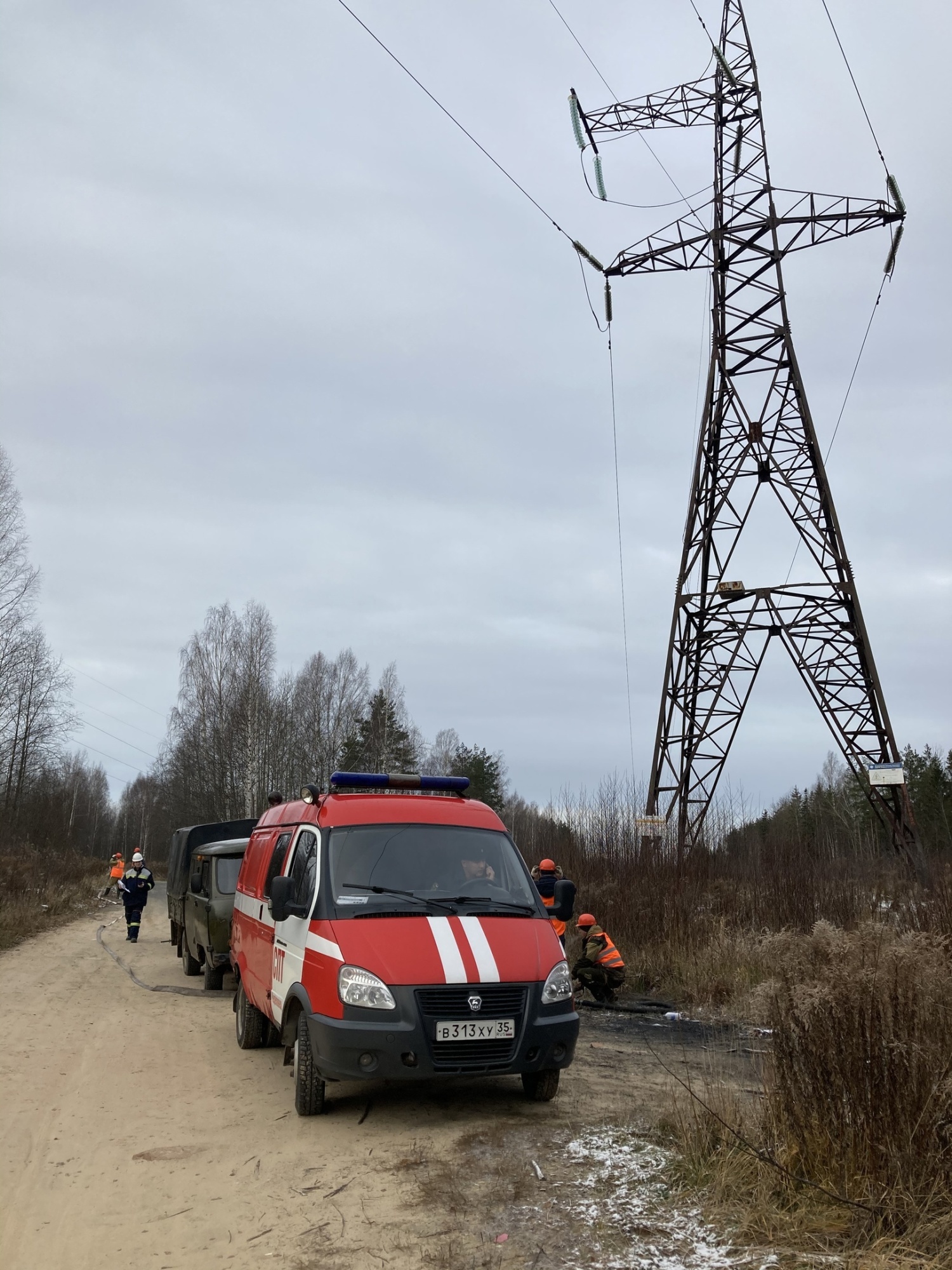 В городе металлургов прошла тренировка по ликвидации условной аварии -  Новости - Главное управление МЧС России по Вологодской области